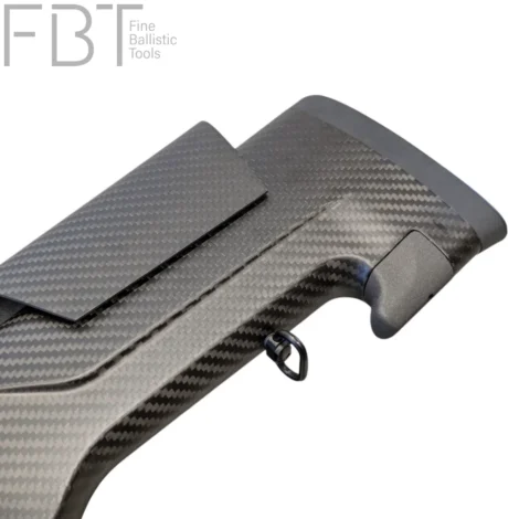 UNIC SuperErgo Carbonschaft matt | Standard Rechtsversion Schnellbestellung | über 30 Modelle 9 Blaser R8 Waffe | UNIC SuperErgo Carbonschaft von FBT - Detail J-Hook